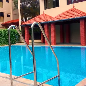 Hotel Sopanam Heritage